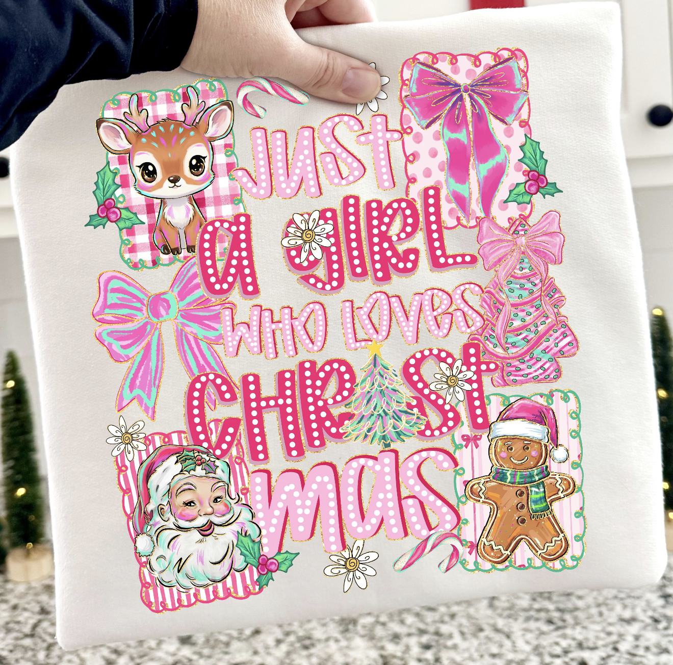 Just a girl who loves Christmas